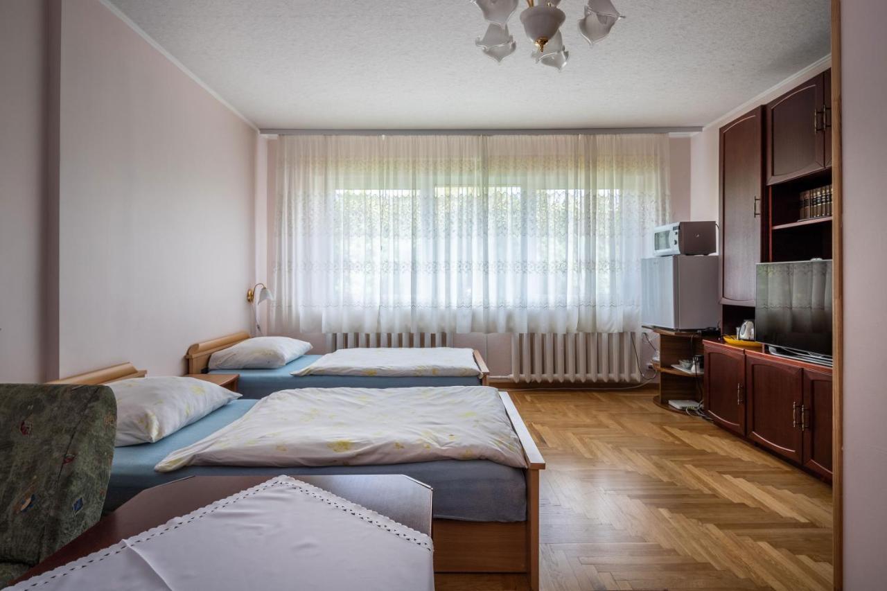 B&B Jurbarkas Exteriör bild