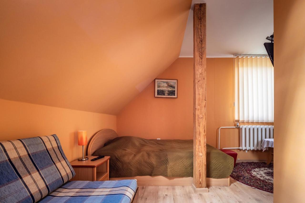 B&B Jurbarkas Exteriör bild